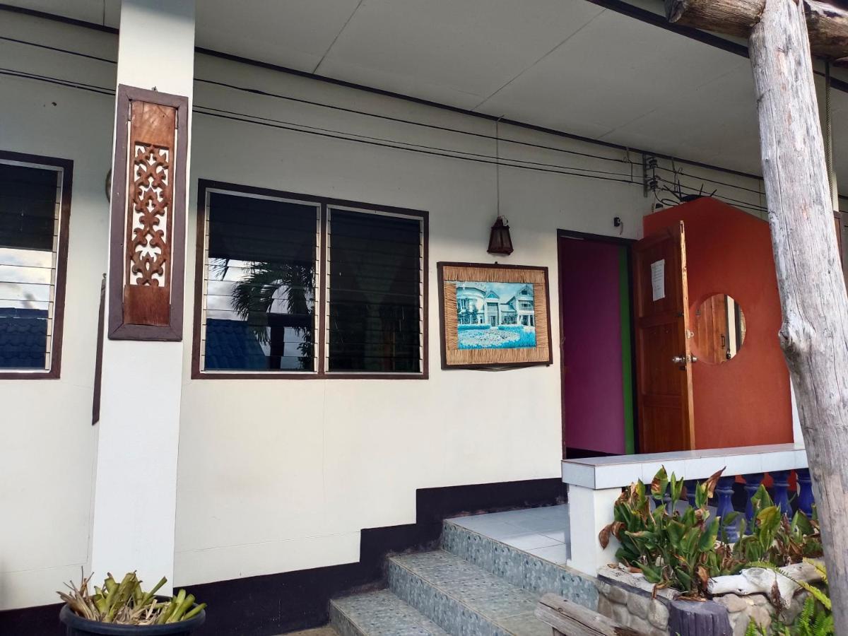 Sunny Tayai Hostel Pai Exterior foto